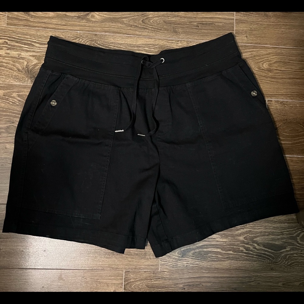 Black Terra &Sky shorts